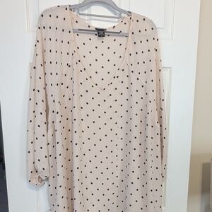 Polka Dot V-Neck Blouse